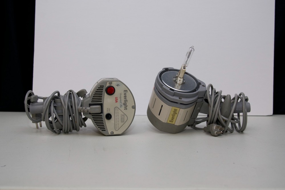 2 JTL Everlight 2816 - Tungsten Studio Lights