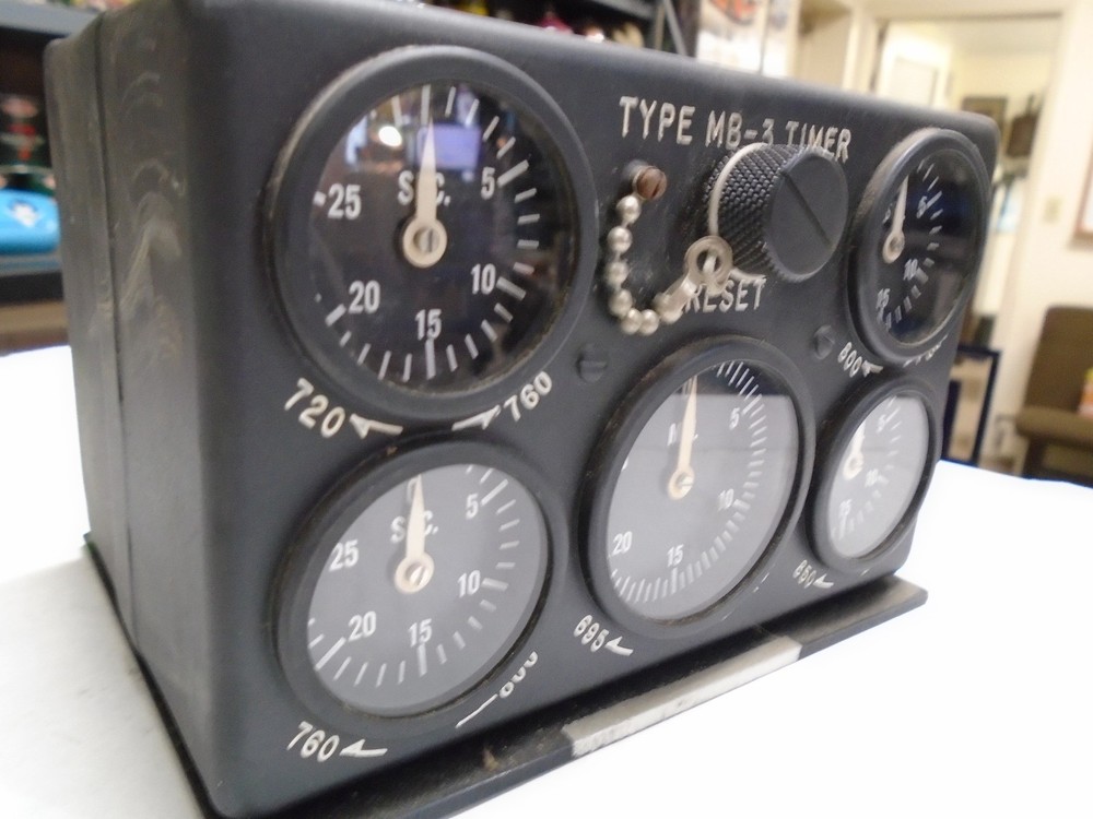 vintage aircraft kollsman engine over temperature timer mb-3