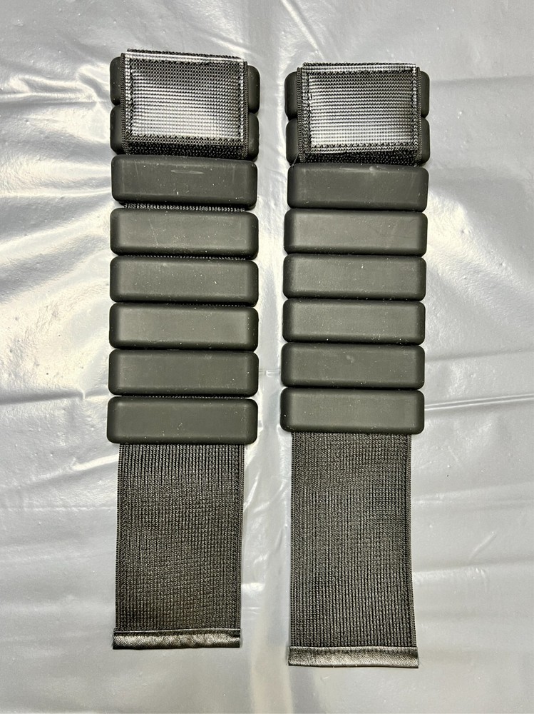 Wrist And Ankle Weights Adjustable Silicone 1lb Per Side, pack of 2, BLACK