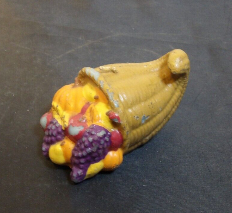 Vintage Thanksgiving Cornucopia Candle 3"