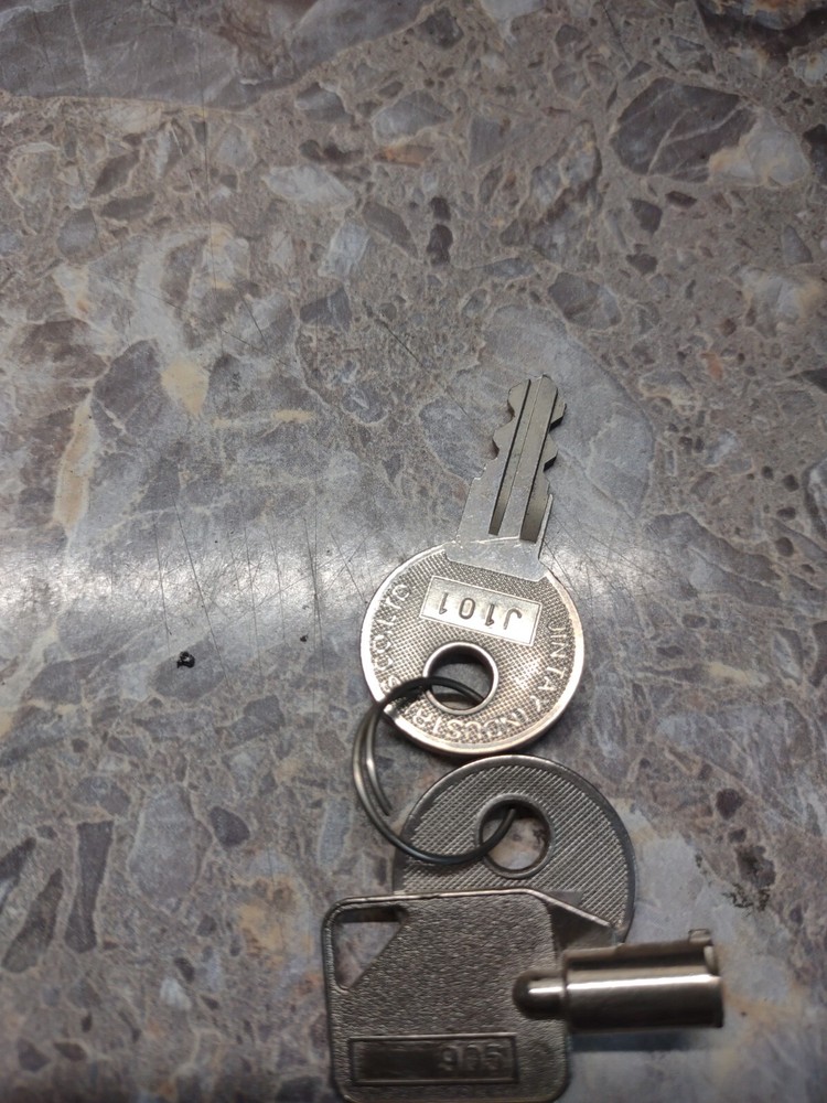 Doremi GDC SA-21000A Cinema Server w/DRIVES !!!!!