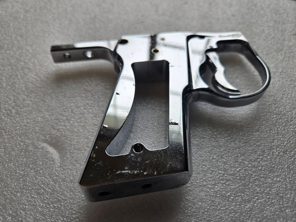 Shocktech hinge frame for Autococker - chrome nickel w/ hogue grips -