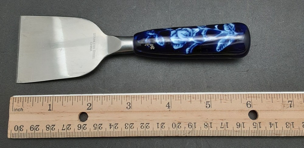 6” WILLIAMS SONOMA Flat Cheese Knife w/Floral Pattern Handle