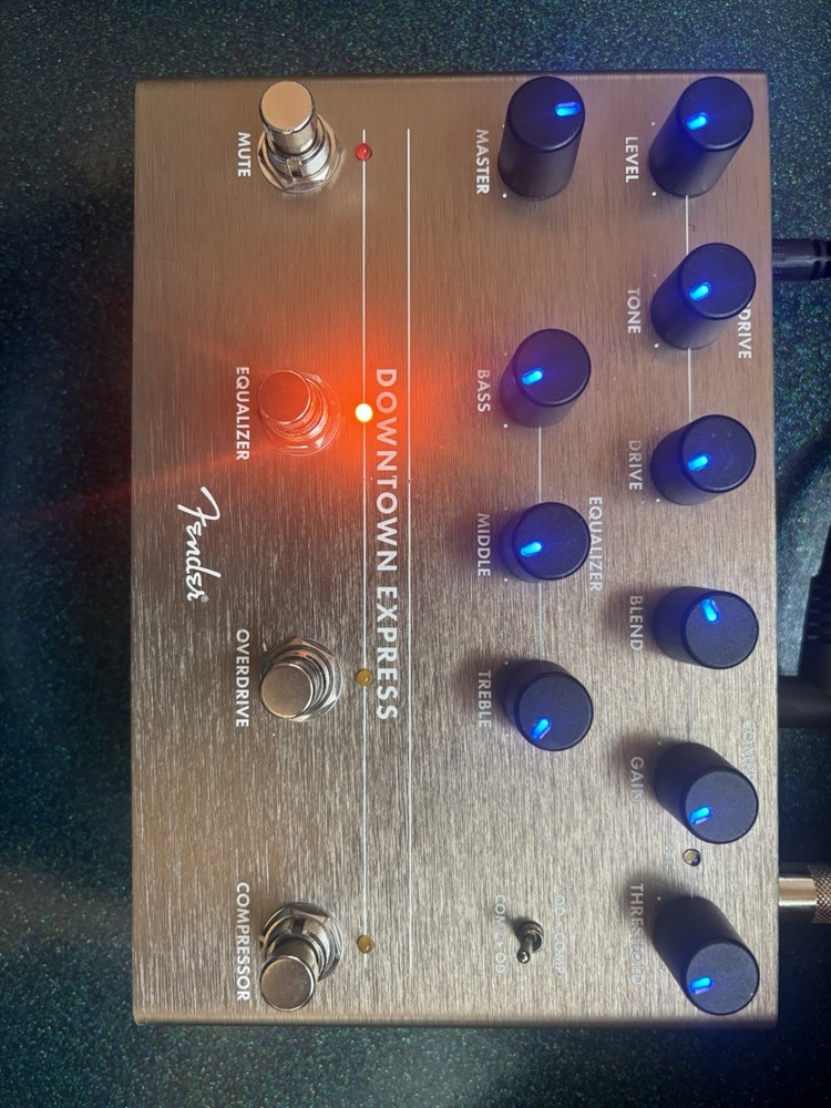 Fender Downtown Express Bass Guitar Pedal Equalizer Overdrive Compressor TESTED