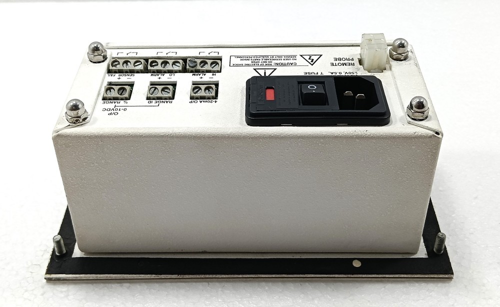 TELEDYNE ANALYTICAL MODEL 3290 PERCENT OXYGEN ANALYZER C64643A WITH SENSOR UNIT