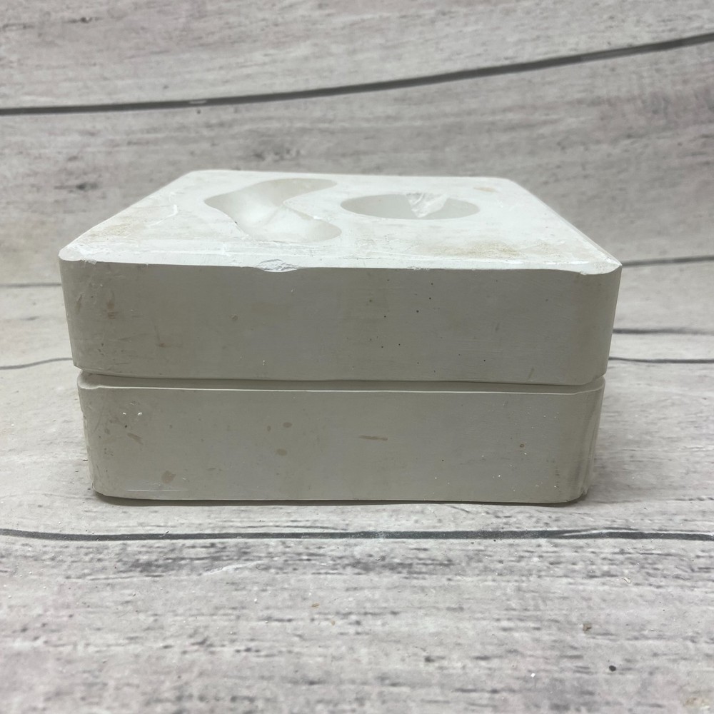 Atlantic Ceramic Casting Mold Disk + Round Half Balls #A245