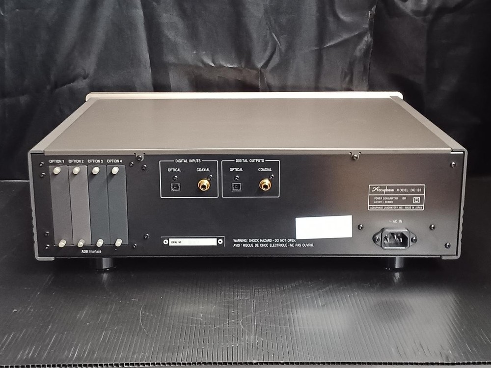 Accuphase DG-28 Digital Voicing Equalizer High-End Audio Processor Japan