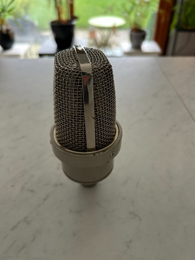 joemeek JM37 microphone