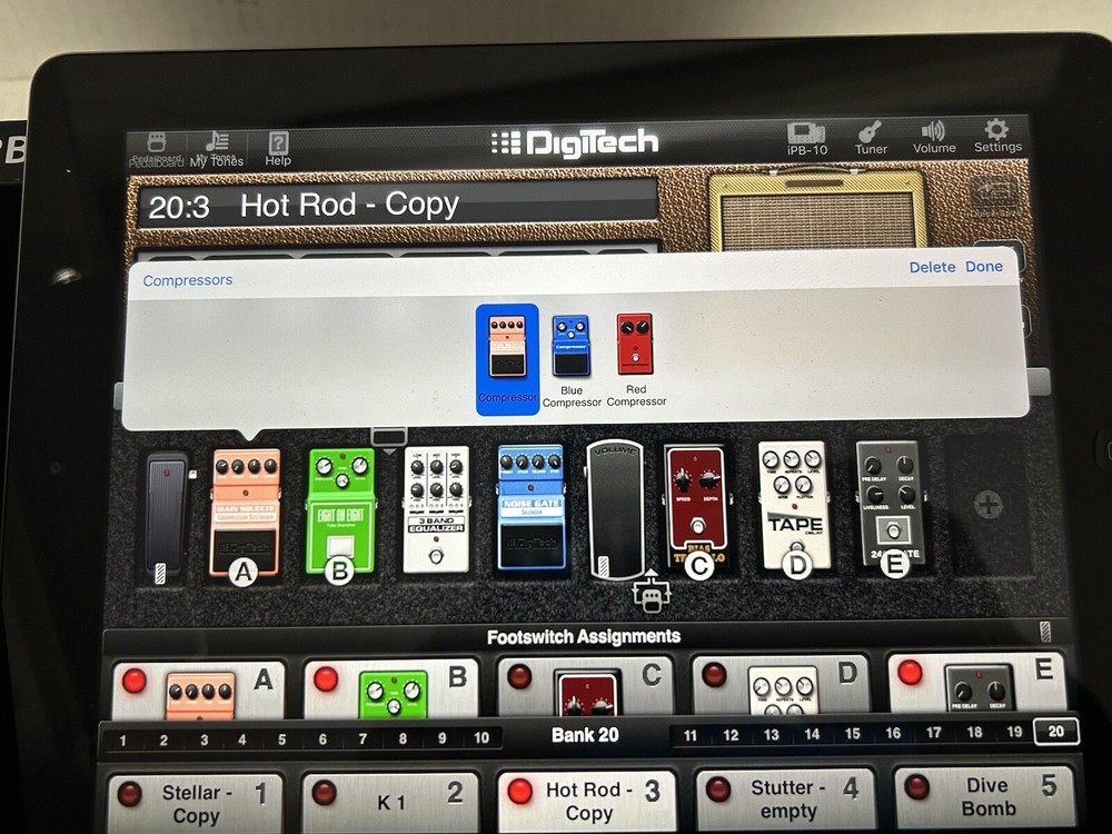 DigiTech iPB-10 with 4th gen iPad Multi-Effects Guitar Pedalboard