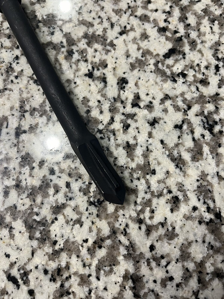 Snap on air hammer muffler cutter bit