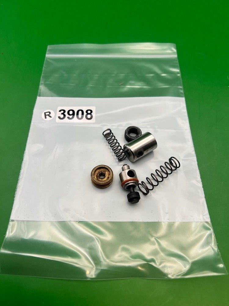 Autococker Lower Internals