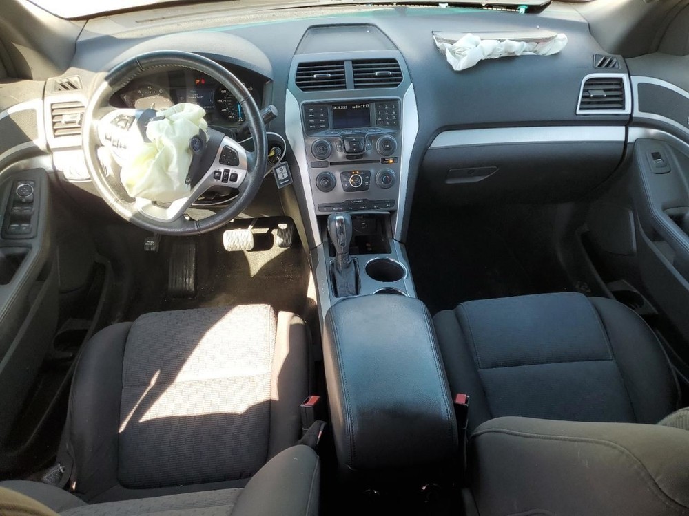 EXPLORER 2012 Info-GPS-TV Screen 764980