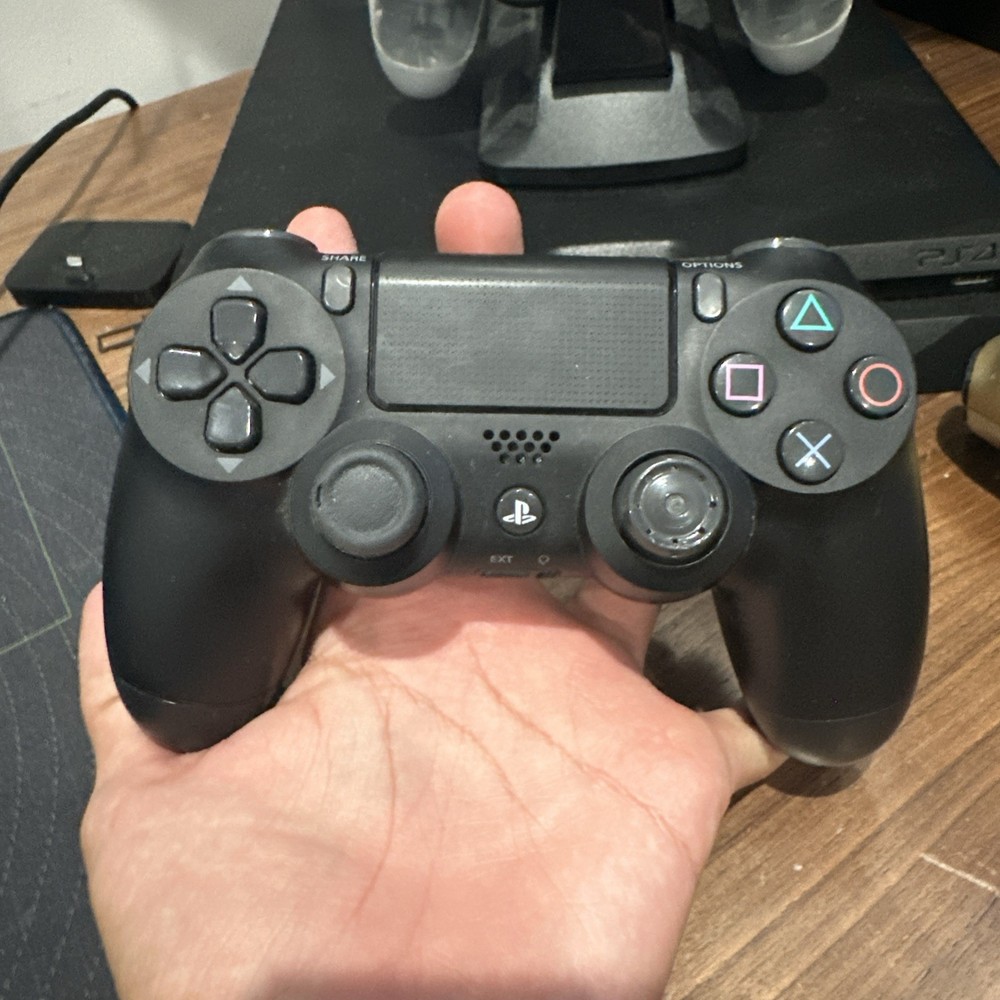 Playstation 4 Slim 2TB SSD + 4 Controllers & Charging Dock