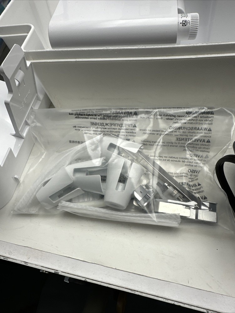 Brother 1034DX Overlock Serger Sewing Machine