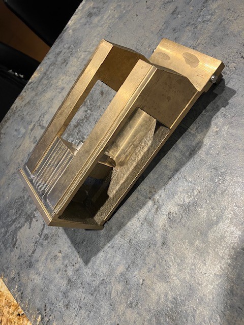 Benier Divider Piston