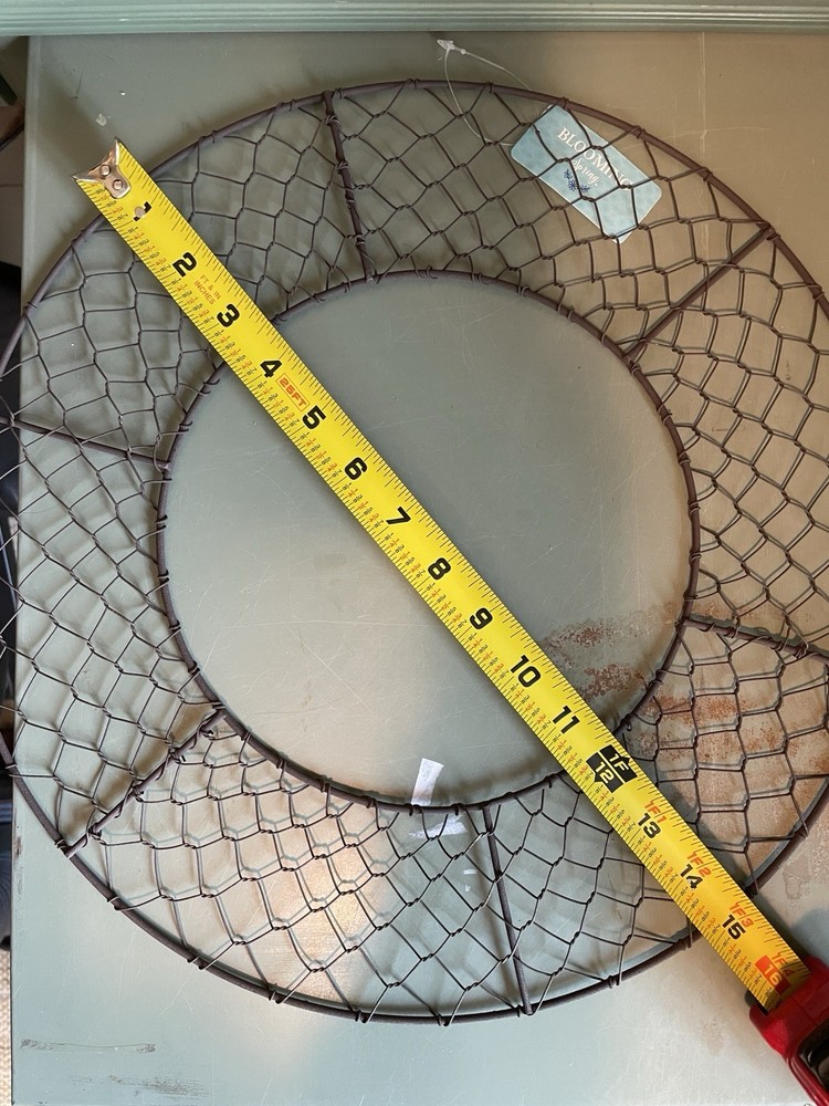 Metal Wreath Forms Circle Chicken Wire 15"