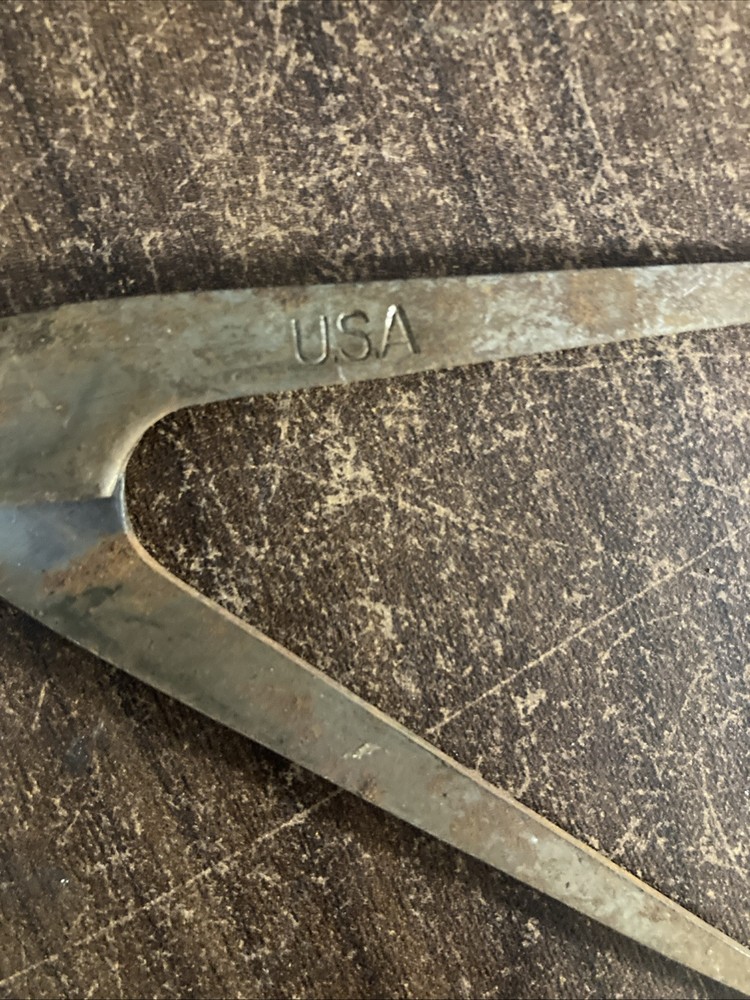 🗽 VINTAGE CALIPER