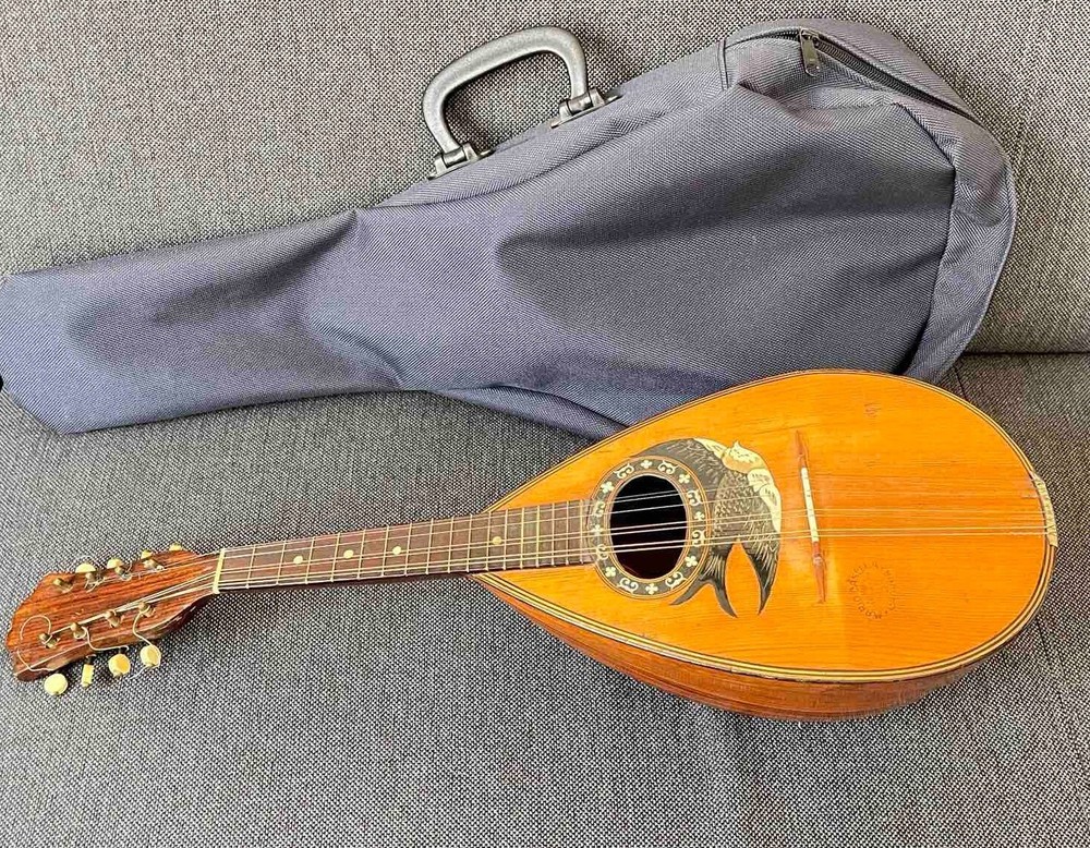 Mandolin Mario Casella Catania