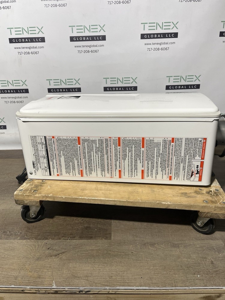 Rinnai V75iN Indoor Tankless Water Heater 180k BTU Natural Gas (B-29 #1639)