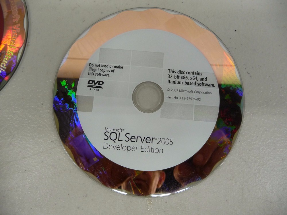 Microsoft Visual Studio Professional 2008 SQL 2005 Dev Full Ver w' Upgrade BONUS