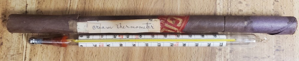 ANTIQUE  DAIRY THERMOMETER FAHERENHEIT NO 43