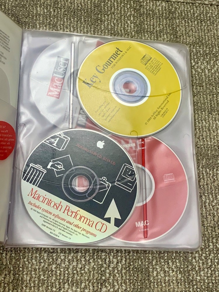 VTG Mac Software Bundle System 7.5 Update Disc Apple CD 300i Plus Manual Apple