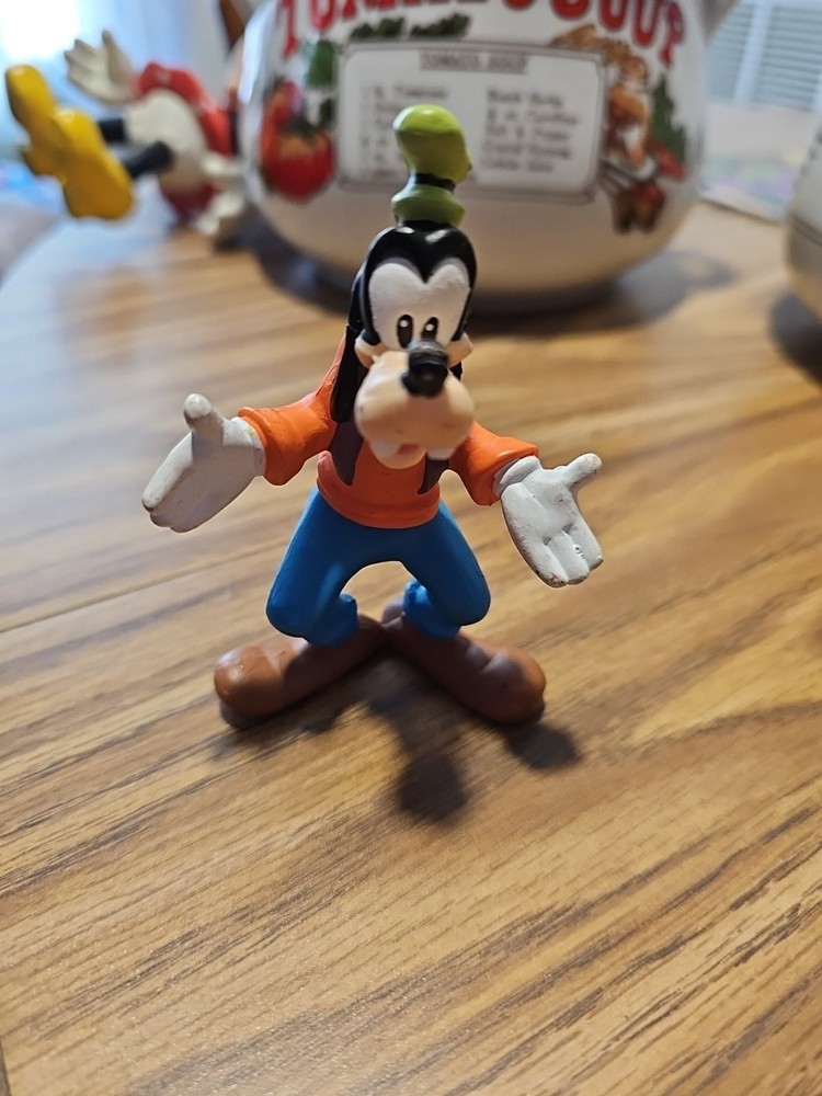 Vintage Disney Goofy Action Figure