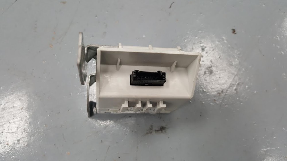 GENUINE BMW SERIES E46 98-05 COMPACT ALARM SYSTEM SENSOR MODULE 6904268.9