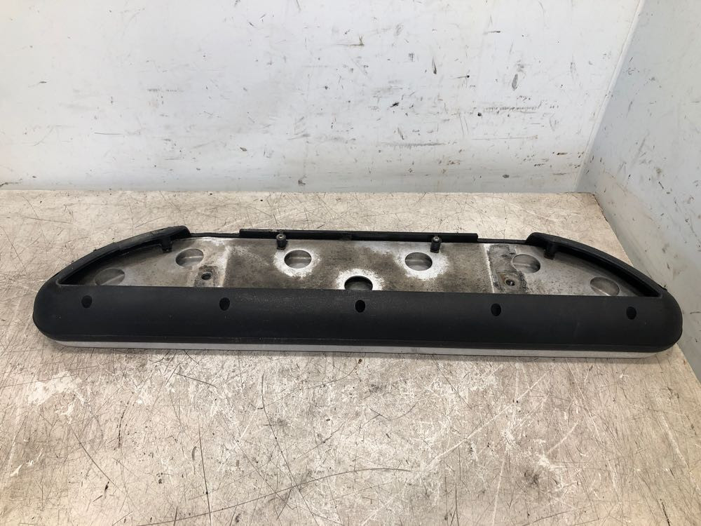 2000 Kenworth T2000 Step (723-10388)