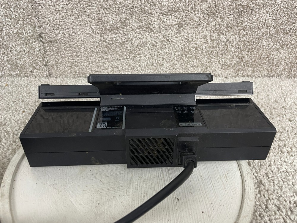 Microsoft Xbox One Kinect Model 1520 Wired Motion Sensing Black Untested