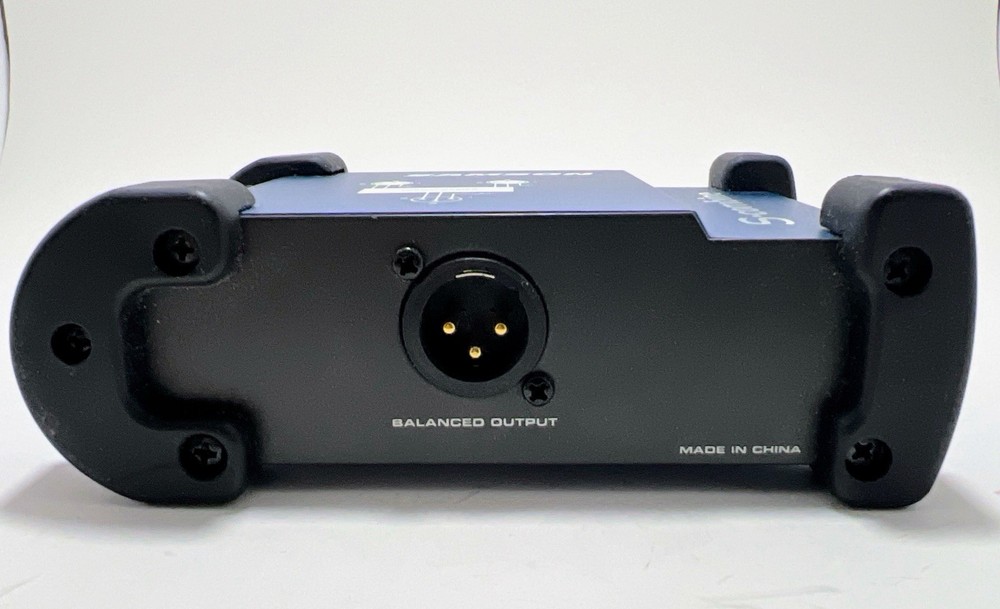 Samson SCombine - 2 Mics into 1 Output, ground lift switch.