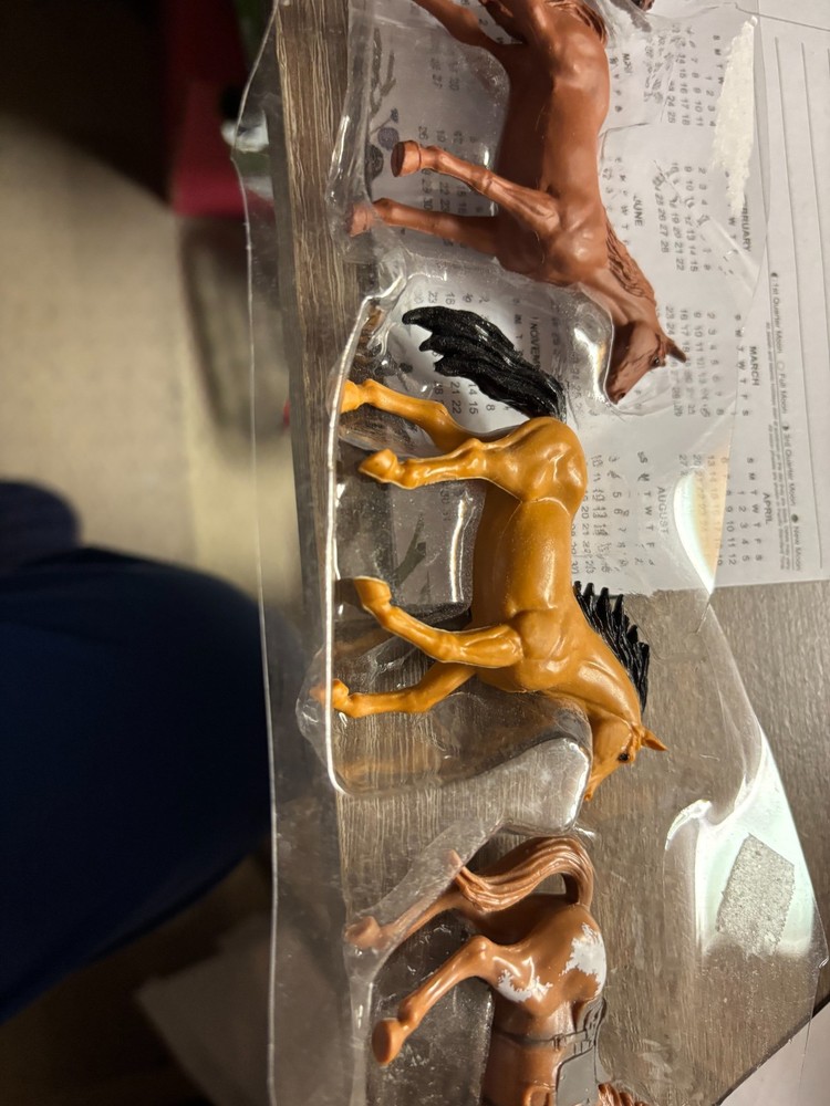 2."LONG HORSE SET, NO PACKAGING # C 85
