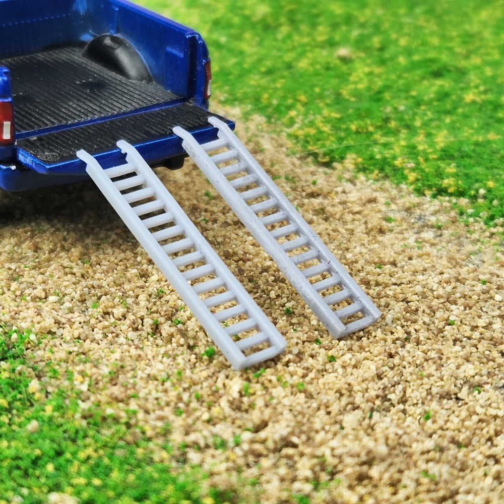 1:64 Scale 3D Printed Truck Bed Loading Ramps Pair