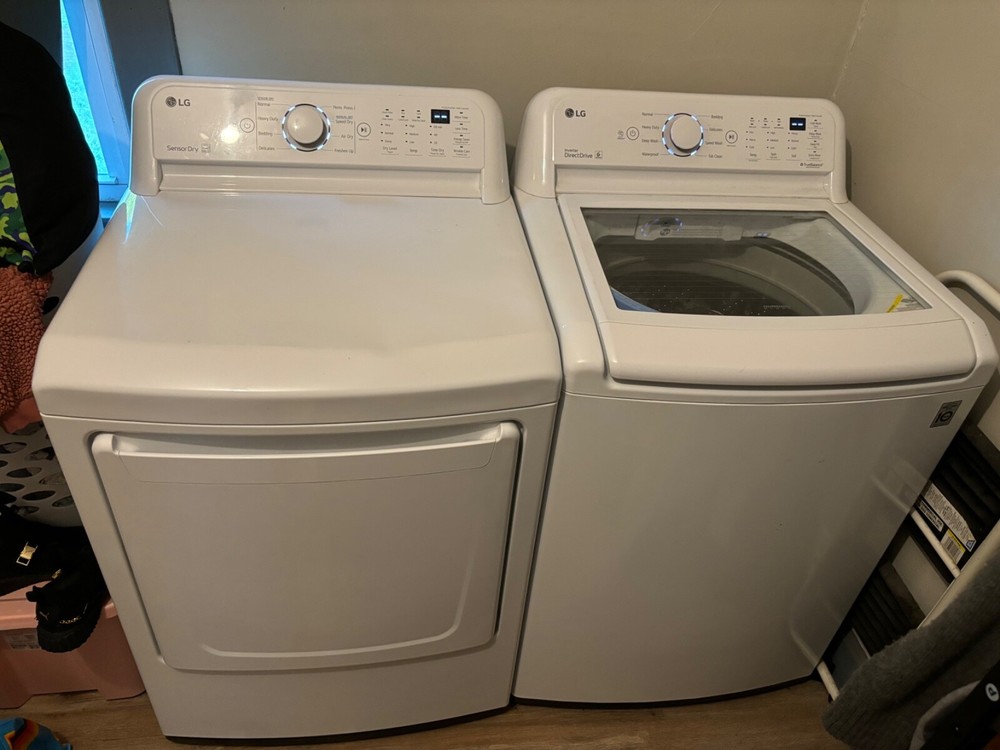 Good condition white LG washer and dryer set