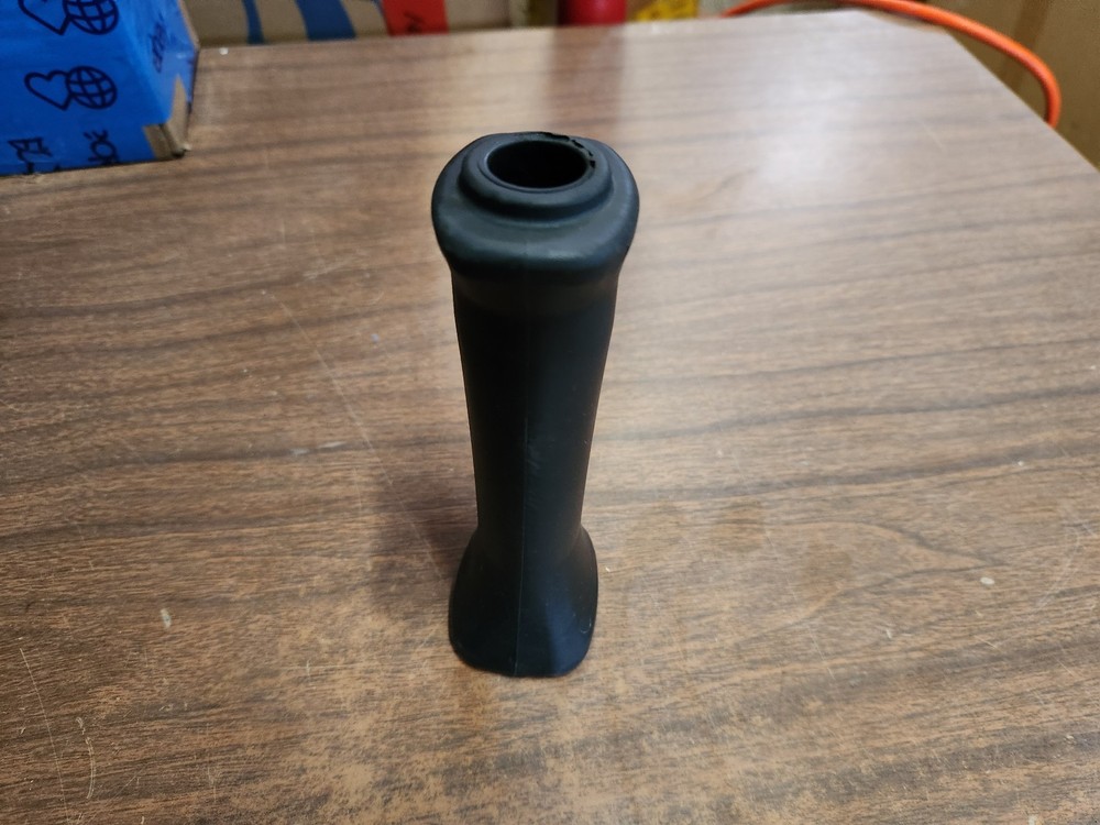 Mantis Tiller Handle Grip