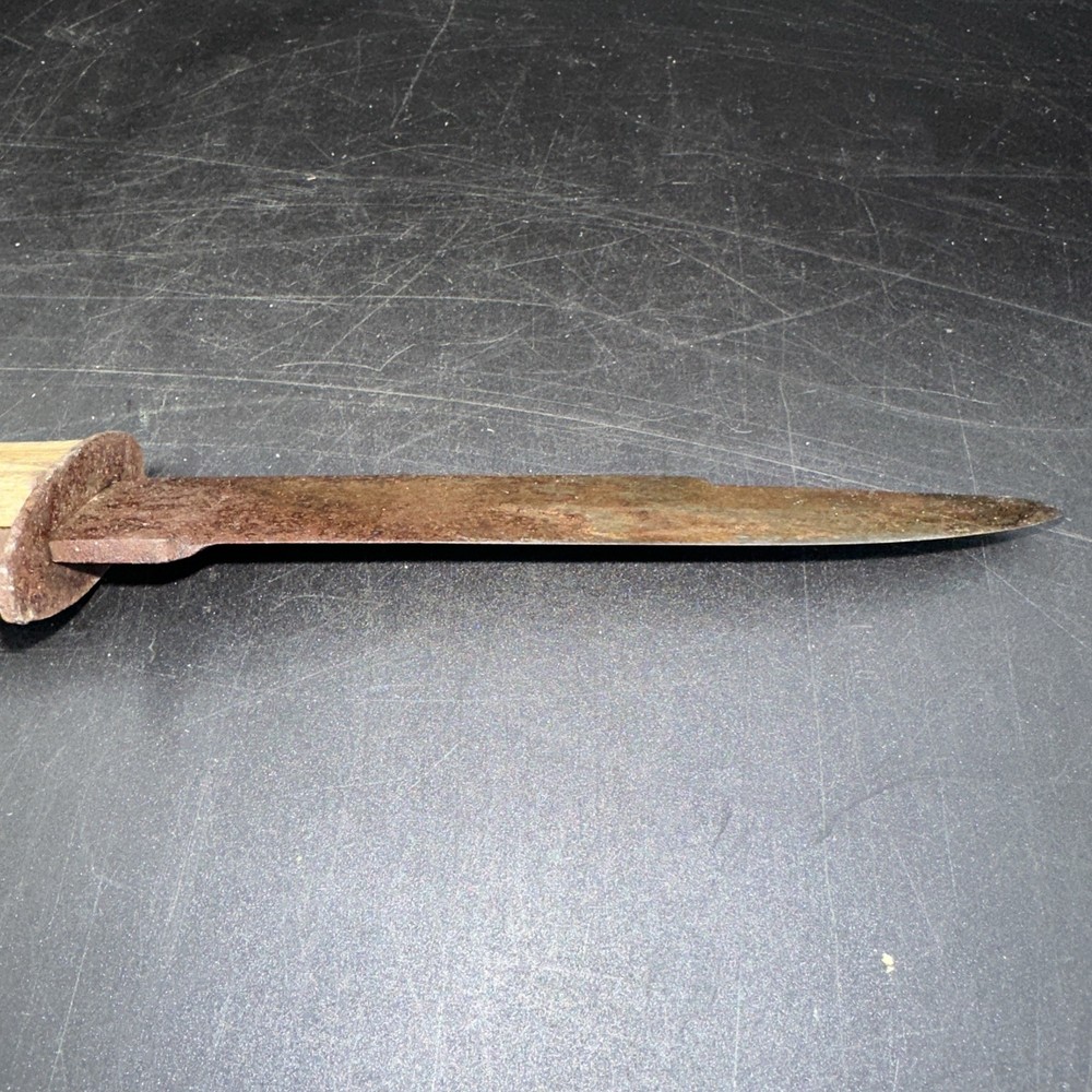 Vintage Handmade Bowie Knife 9”