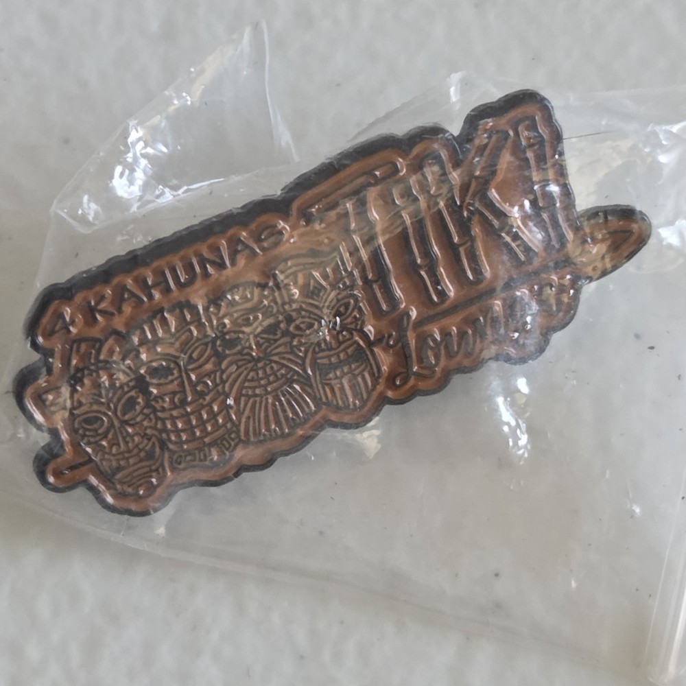 Kahunas Tiki Lounge Lapel Pin