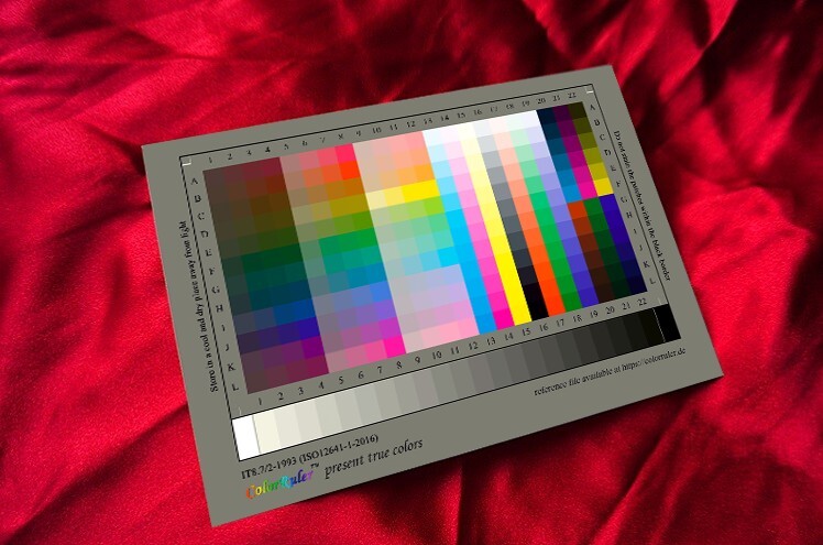 ColorRuler IT8.7/2 Color Profile Target for printer & scanner color calibration