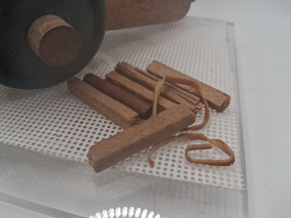 Vtg. Wooden Pull back Toy Cannon with Ammo