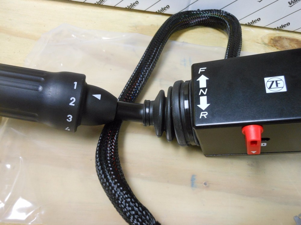 JLG SkyTrak Lull Telehandler Trex Joy Stick Control OEM 4 Speed Range Selector