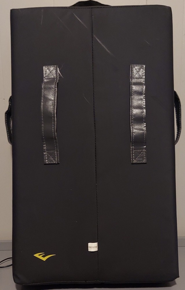 Everlast Strike Pad 26x15