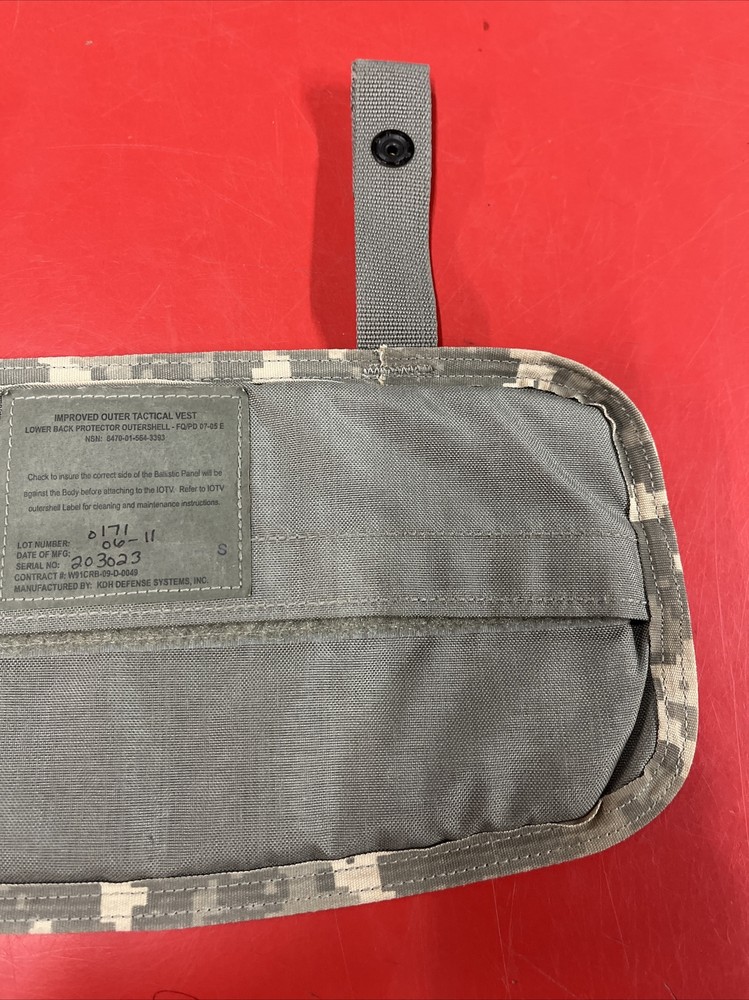 ACU LOWER BACK PROTECTOR WITH SOFT INSERT PRE-OWNED ACU DIGITAL CAMO