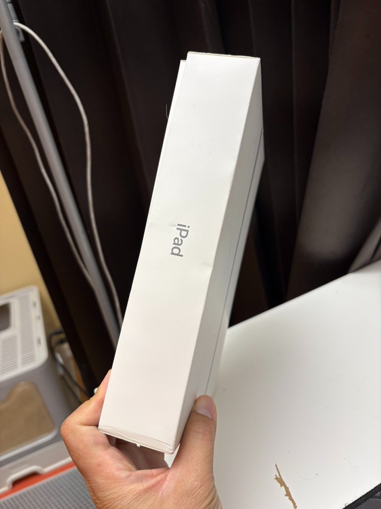 EMPTY BOX for Apple iPad 6th Generation Space Gray 32GB