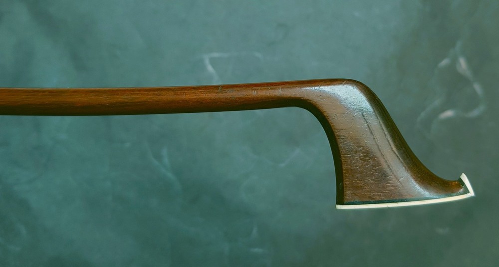 Stunning German Cello Bow -silver mounted circa 1870-1900 . Violoncelle Bogen
