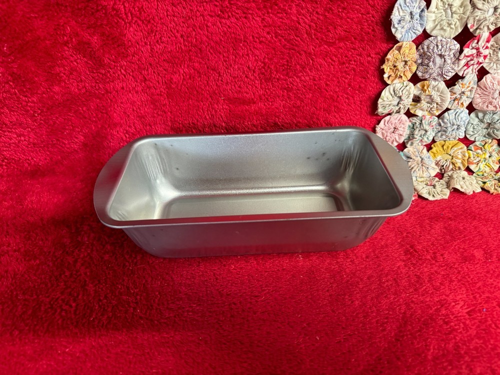 Silvertone Loaf Pan