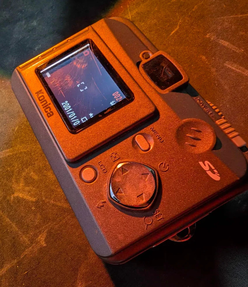 konica kd-30m Digital Camera Tested And Working