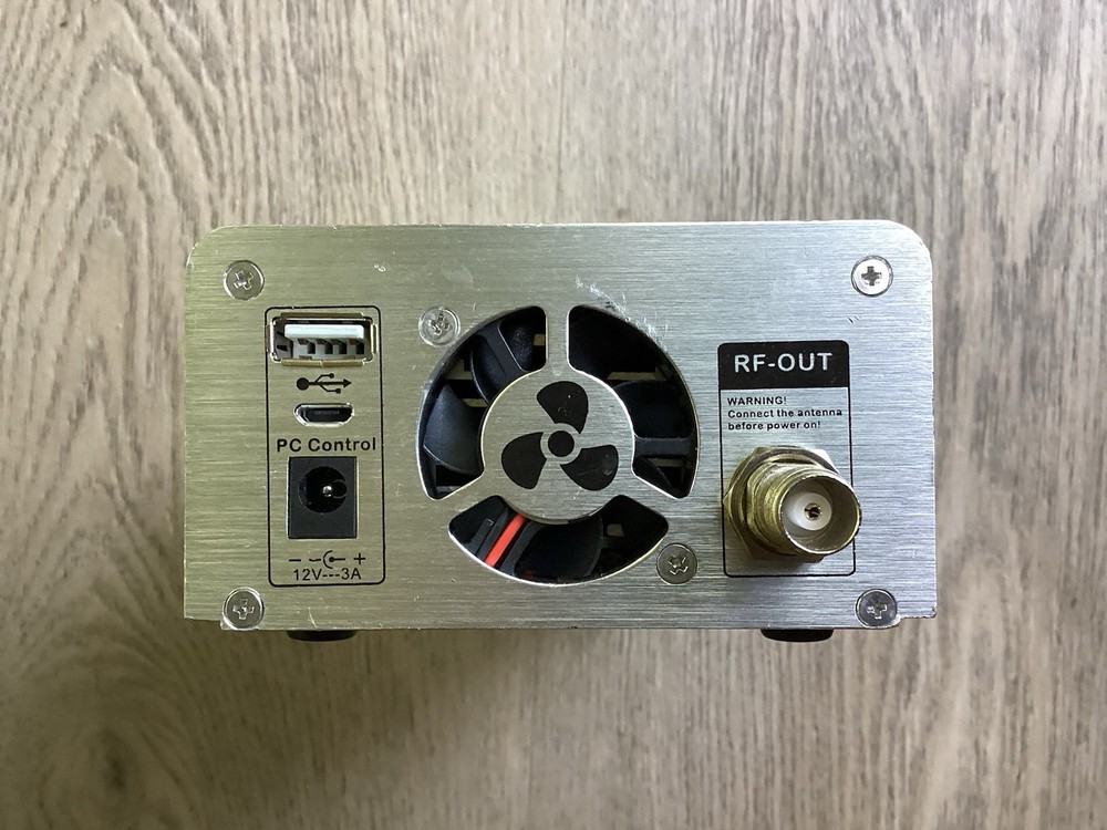 Niorfnio model #NIO-T15B wireless FM Bluetooth transmitter