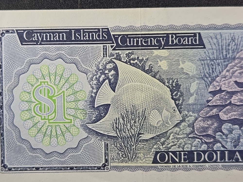 1971 (1972) CAYMAN ISLANDS $1 note - Pick #1b - Solid VF/XF