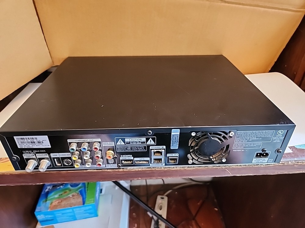 DirecTV Plus R22-200 HD DVR No Card No Remote No Cable Both Doors Missing 2008