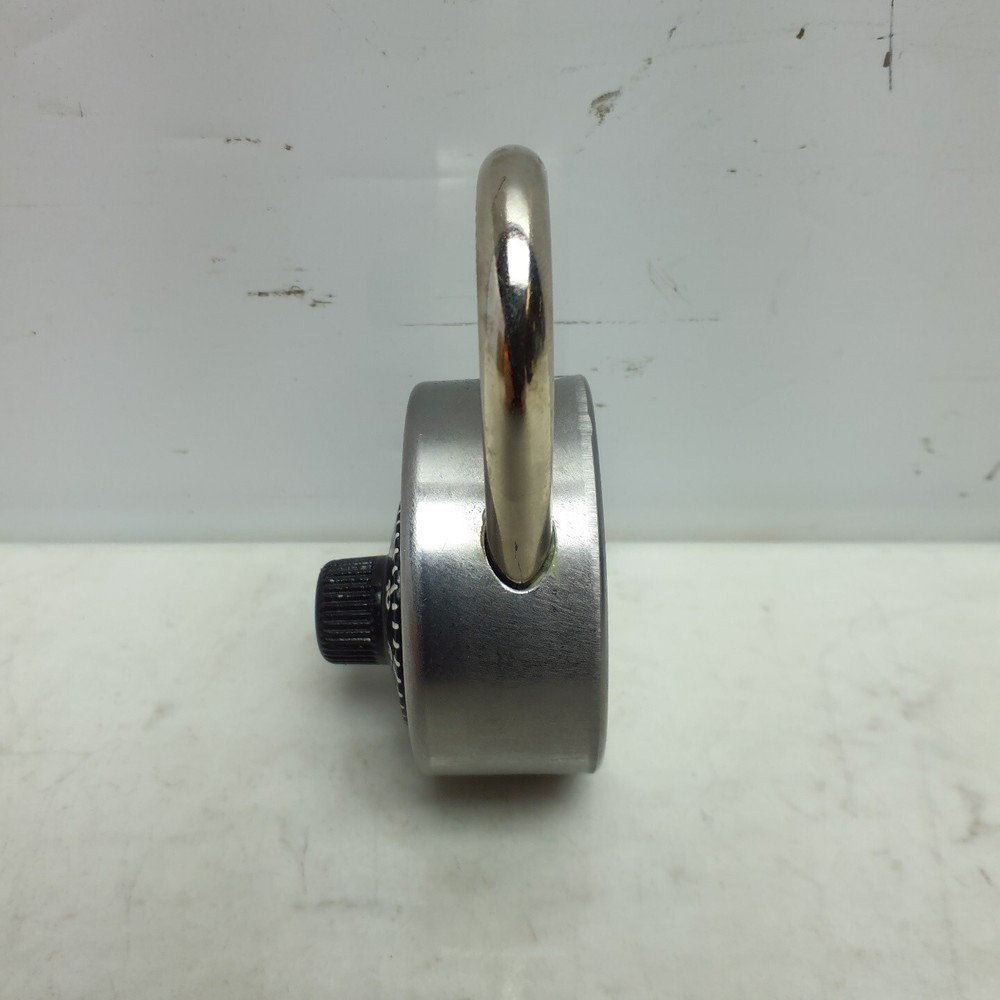 Master Lock 2010 Combination Padlock Center Dial Key-Controlled *NO COMBO NO KEY